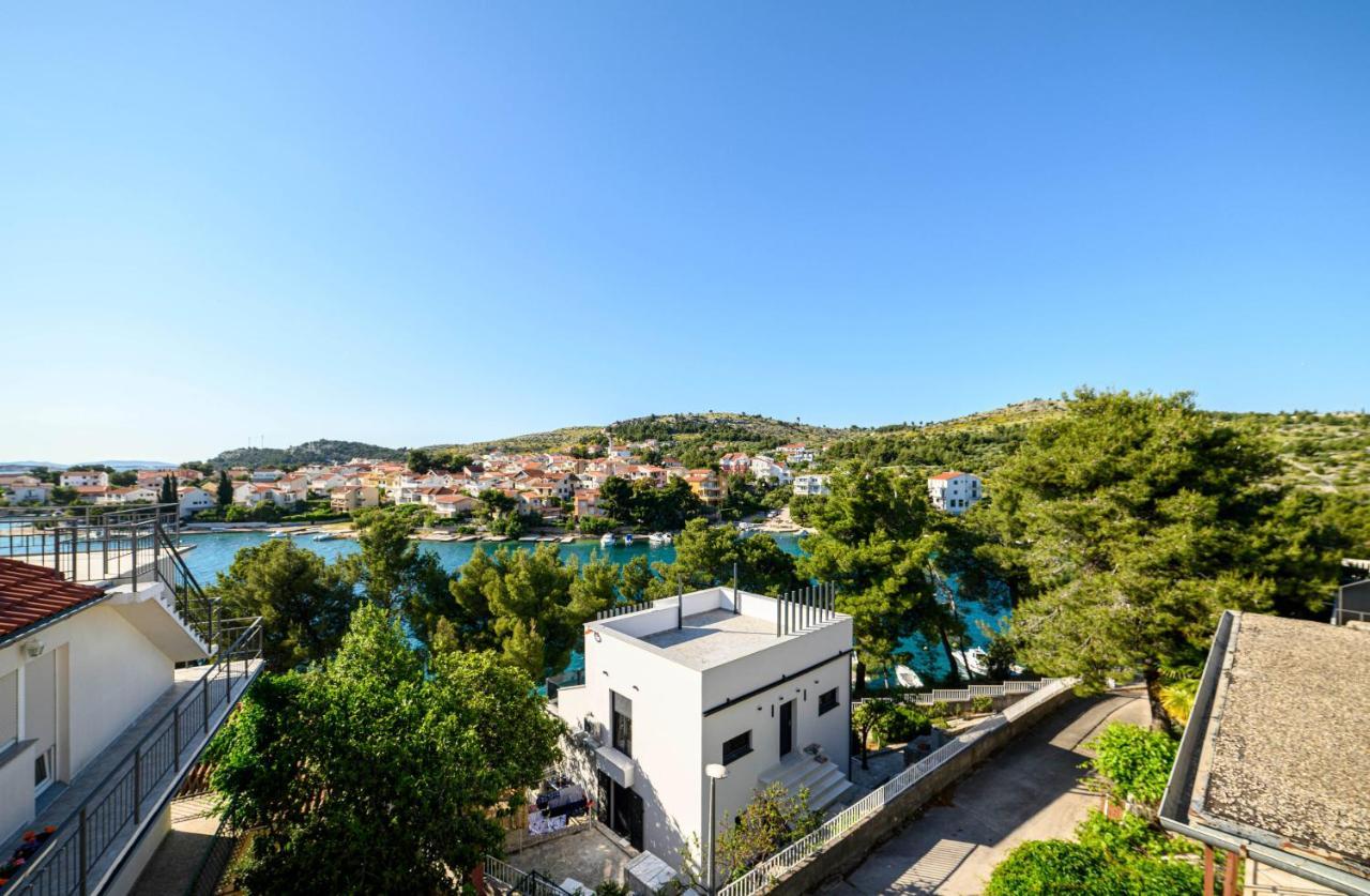 Apartments Vala Zaboric - With Boat Mooring Dış mekan fotoğraf