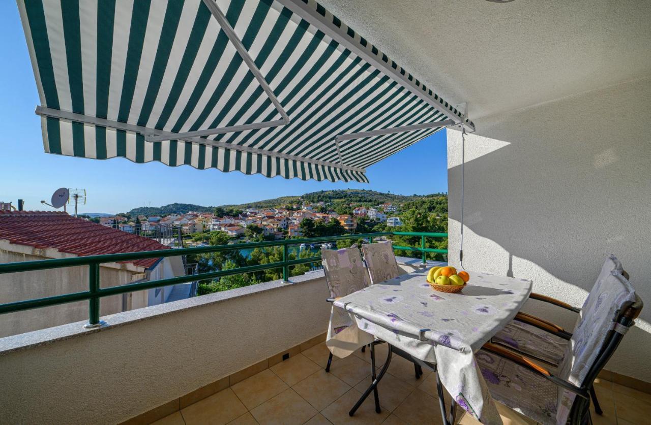 Apartments Vala Zaboric - With Boat Mooring Dış mekan fotoğraf