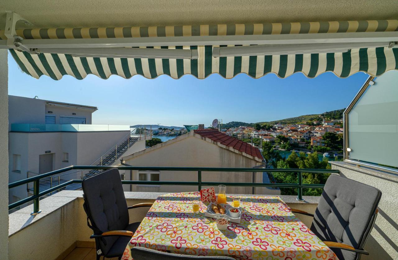 Apartments Vala Zaboric - With Boat Mooring Dış mekan fotoğraf
