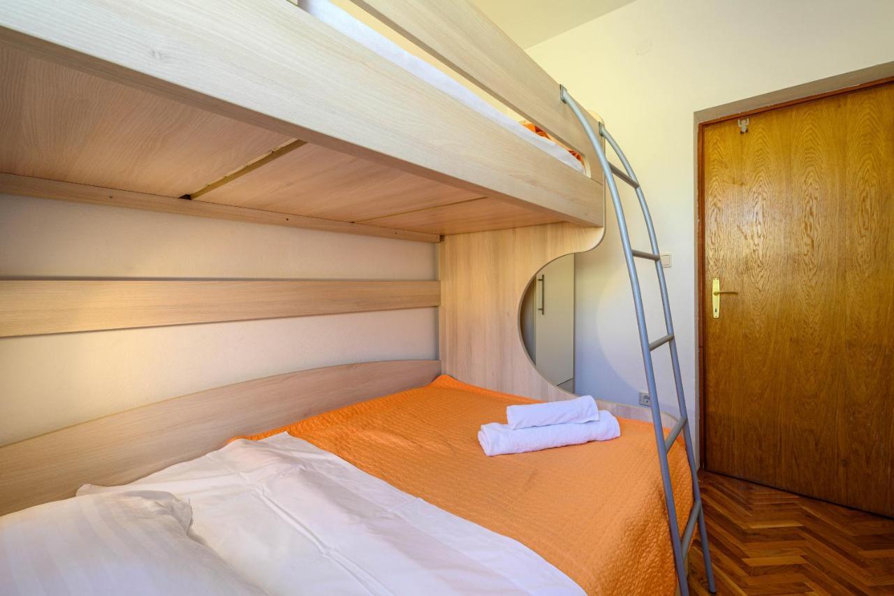 Apartments Vala Zaboric - With Boat Mooring Dış mekan fotoğraf