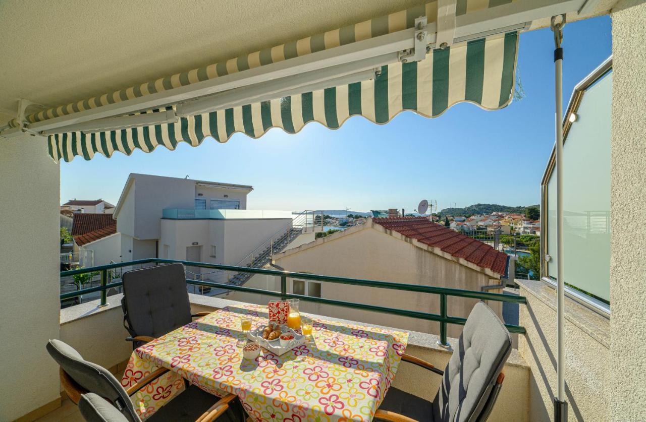 Apartments Vala Zaboric - With Boat Mooring Dış mekan fotoğraf