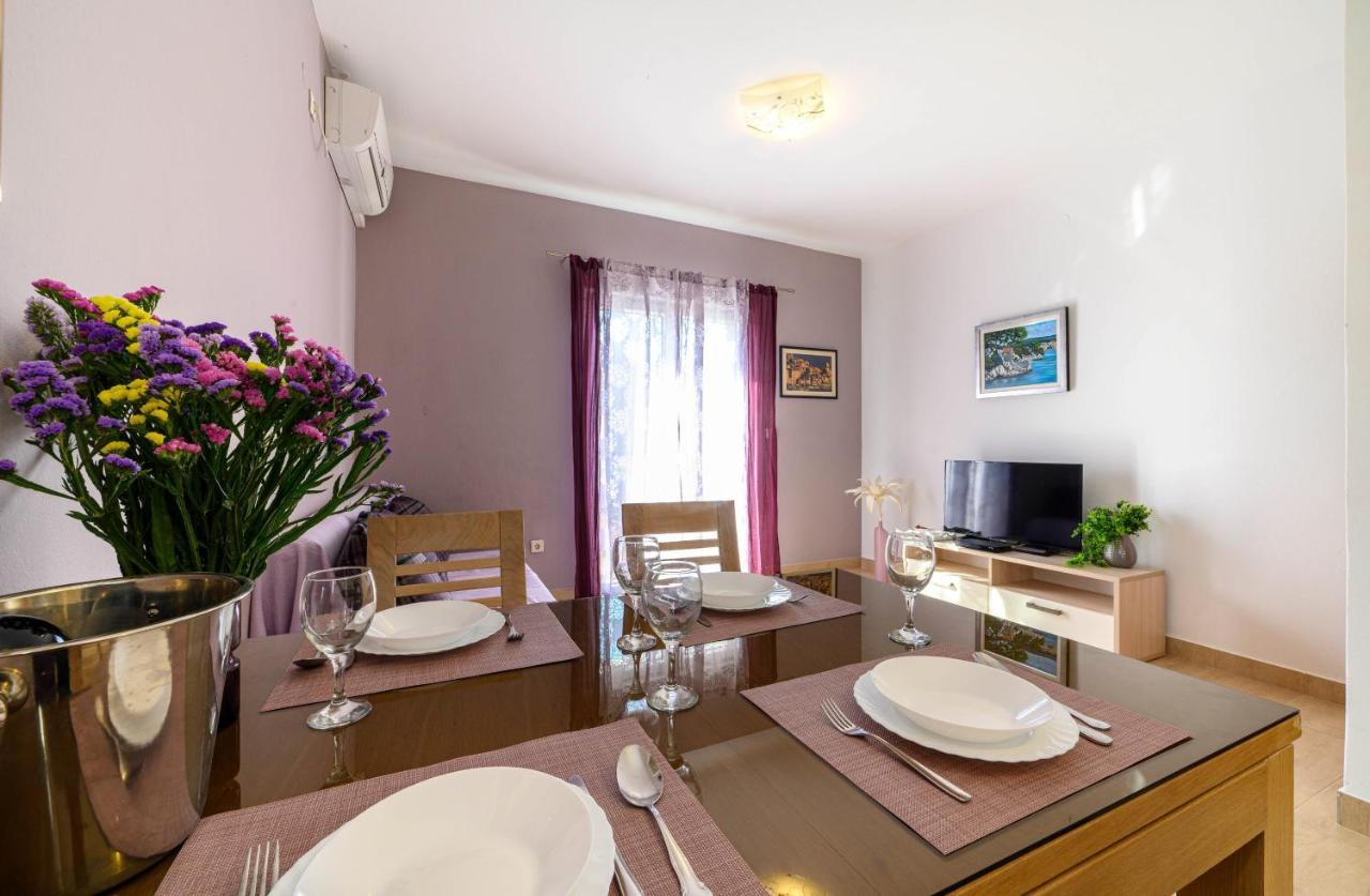 Apartments Vala Zaboric - With Boat Mooring Dış mekan fotoğraf