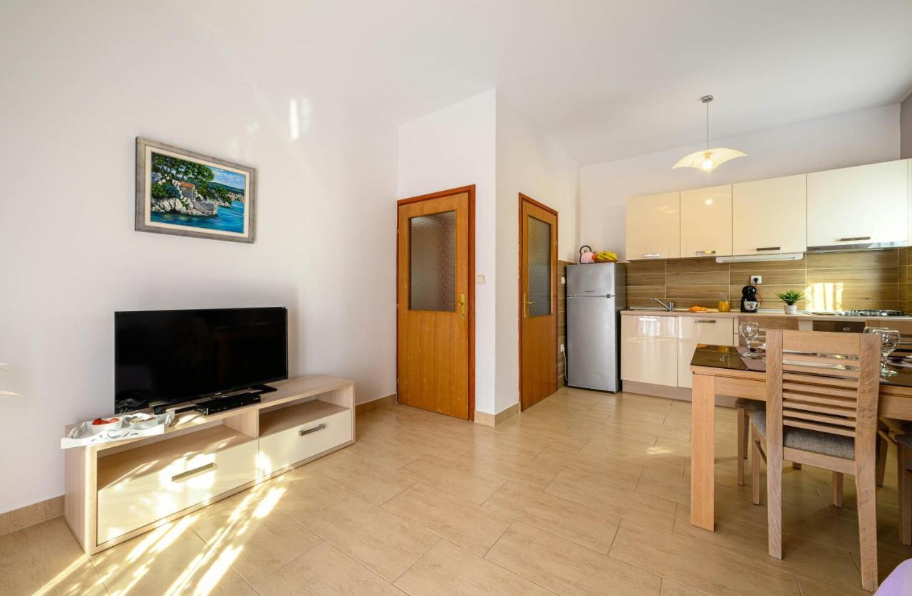 Apartments Vala Zaboric - With Boat Mooring Dış mekan fotoğraf